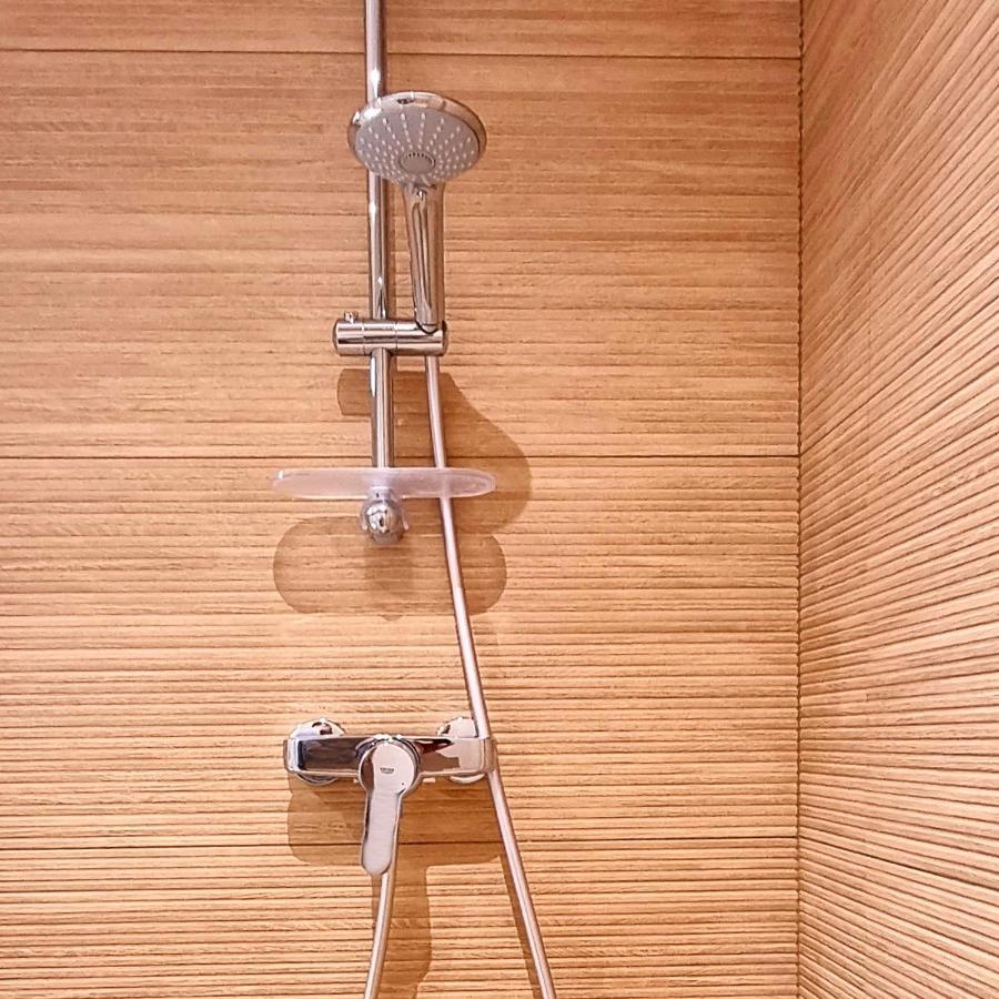 Apple Apartments - Wroblewskiego Prywatne Miejsce Parkingowe ウッチ エクステリア 写真